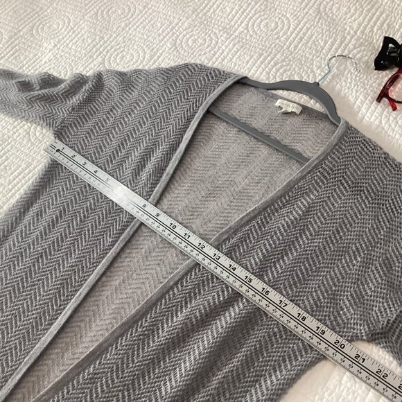 Garnet Hill Womens Open Front Gray Chevron Knit 100% Cashmere Cardigan Sweater M - Picture 5 of 9